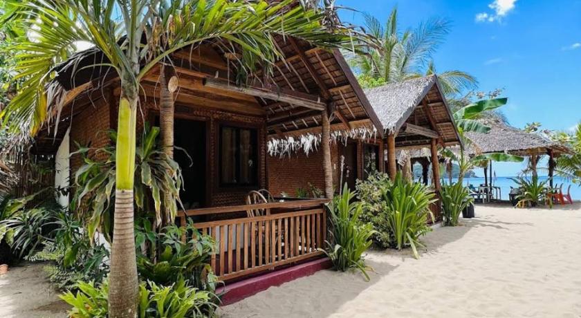 Zhaya's Beach & Cottages photo