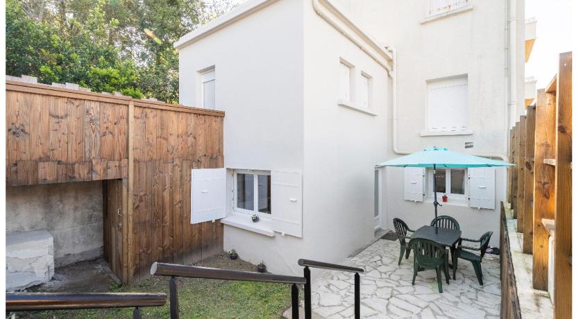 Appartement 200 m plage avec terrasse et jardin