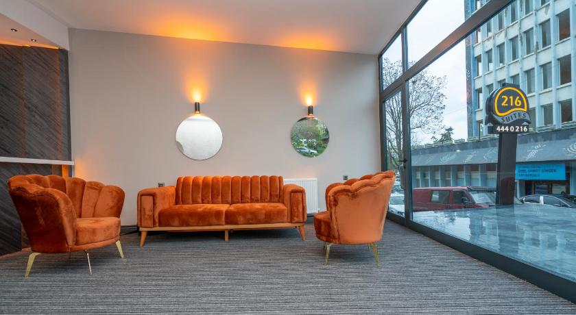 AND Center Suite - image 9