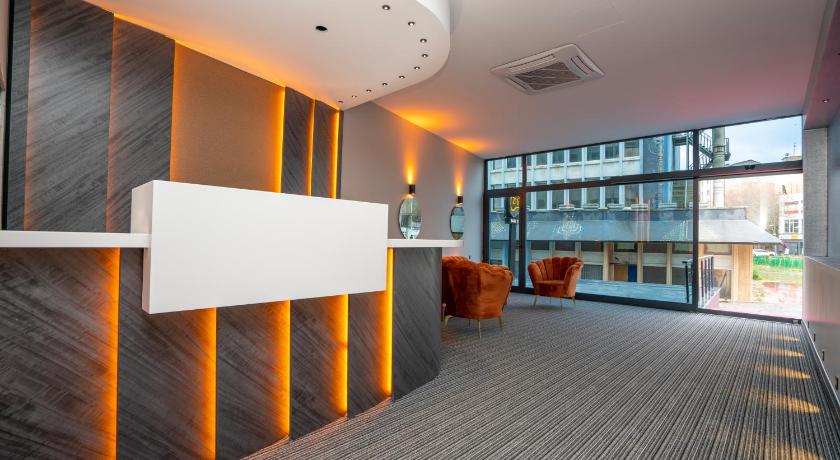 AND Center Suite - main image