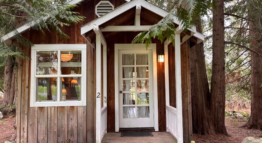 Lopez Farm Cottages & Tent Camping photo