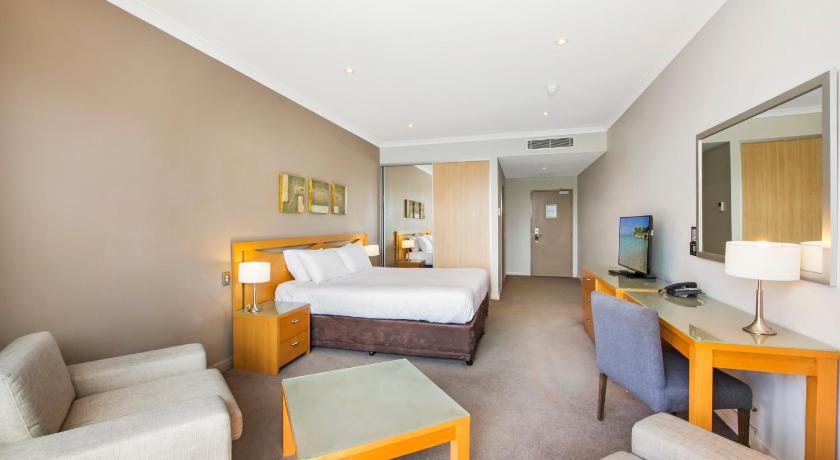 Imagen de Habitación estándar King (Standard King Room) 6