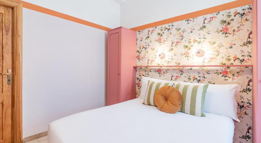 Szoba kétszemélyes ággyal vagy 2 külön ággyal (Double or Twin Room) fotója 4