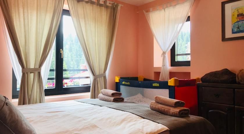 Kutsinska House photo