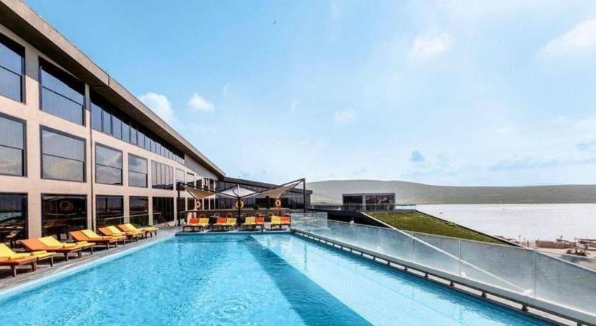 The S, an Ascend Hotel Collection Member photo
