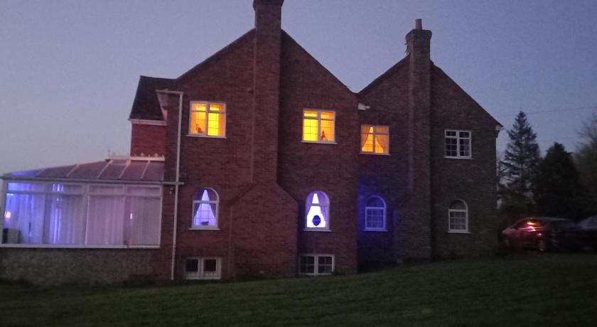 Plumpton House photo