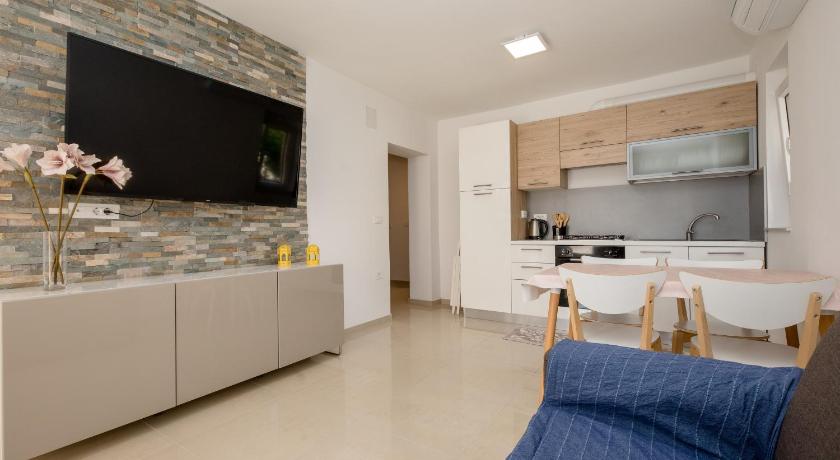 Apartments Gael photo