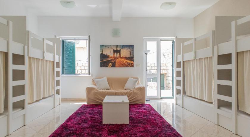 Love Dubrovnik Hostel — Hotel in Dubrovnik