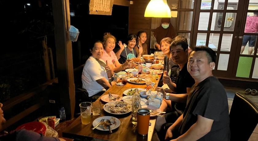 ครูหนูบ้านพัก แหลมงอบ Krunou baanpak photo