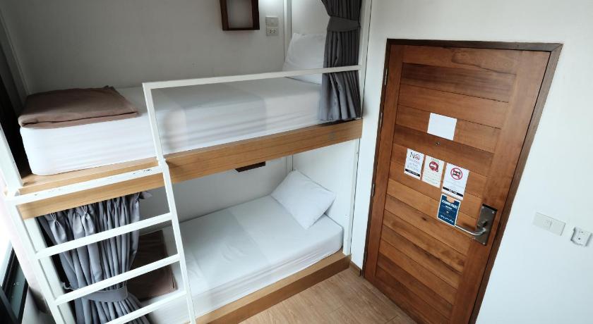 Image of 1 Person in 6-Bed Dormitory with Shared Bathroom - Female Only 7