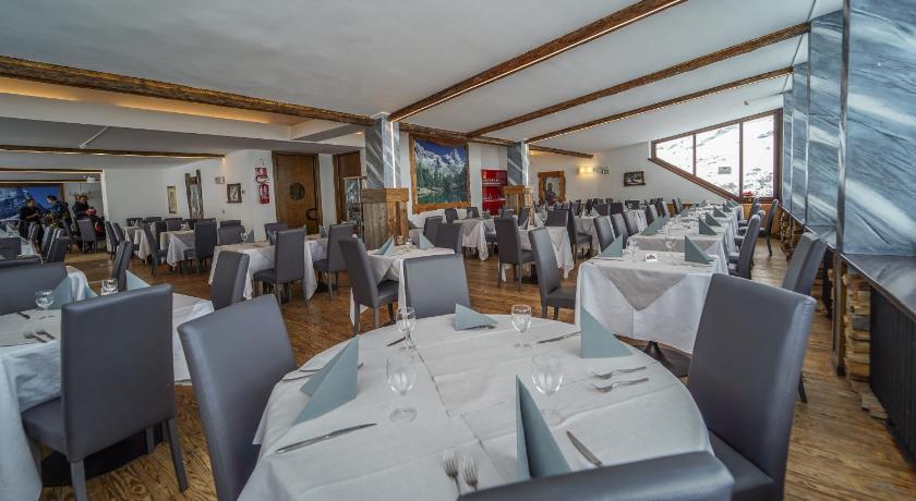 Hotel lo Stambecco photo