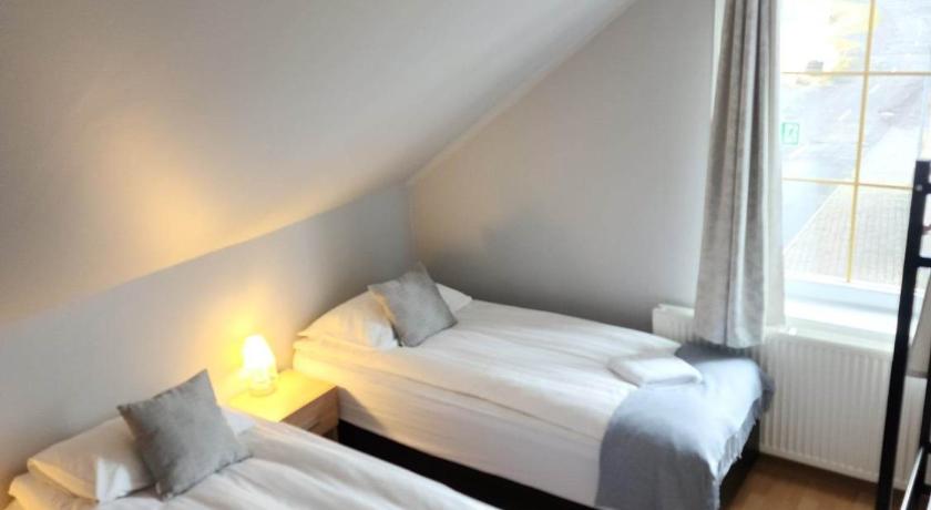 Image of Double or Twin Room with Shared Bathroom 1