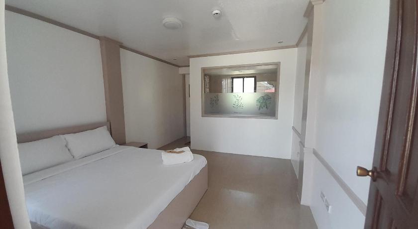 Francisco Resort - image 14