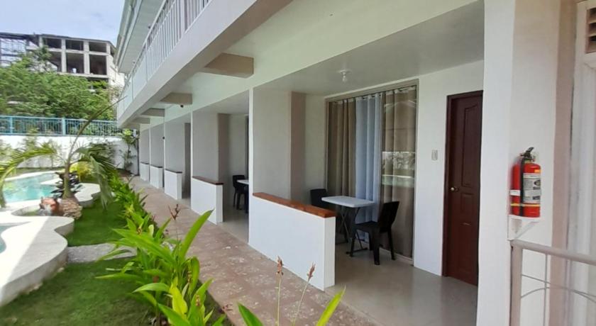 Francisco Resort - image 7