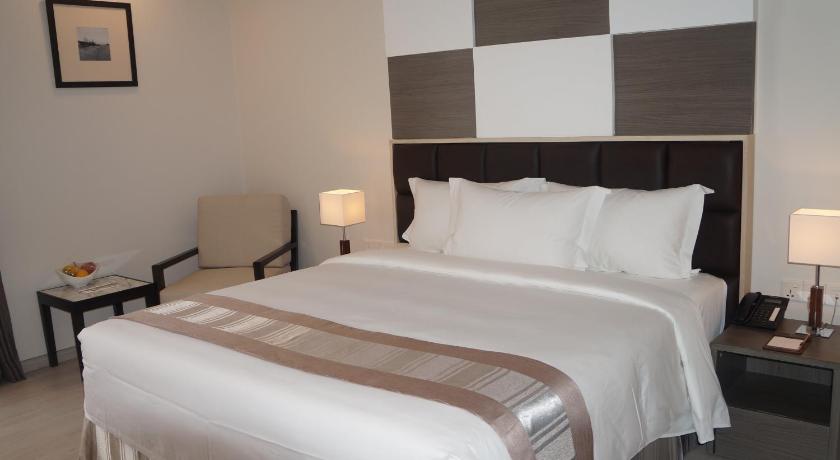 Image of Deluxe Room 6