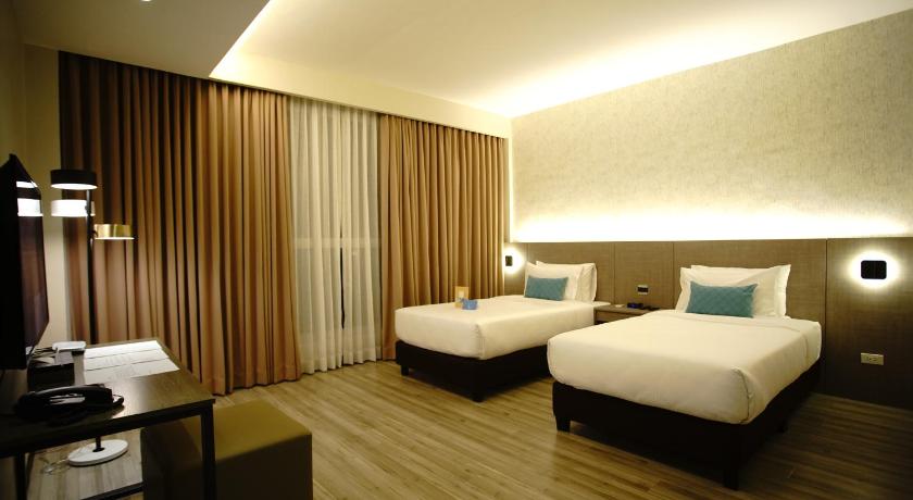 The Litton Hotel by Carterson photo