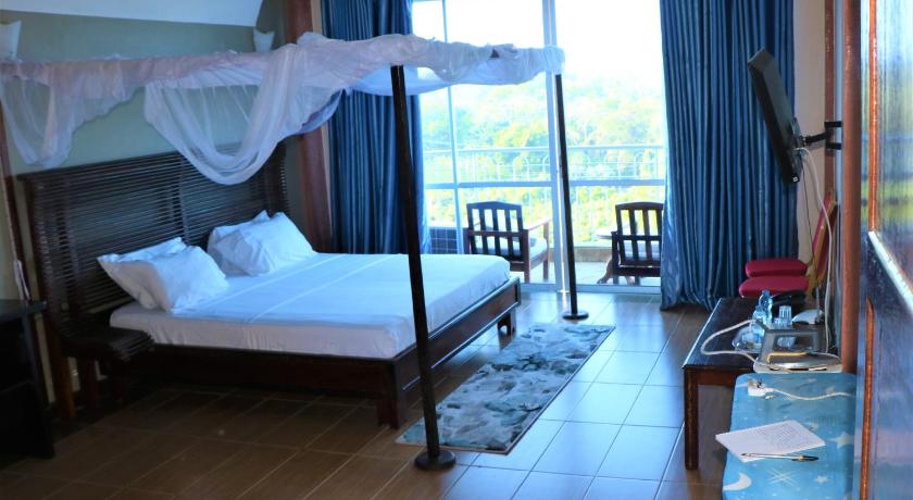 Lido Beach Resort photo