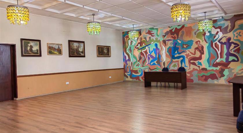 Rovno Hotel photo