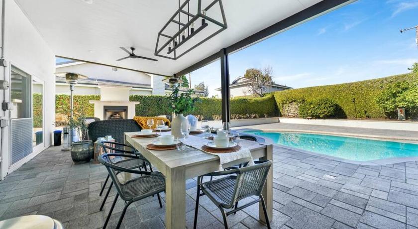 Private Heated Pool Oasis/Disney/Retro Arcade/Gym