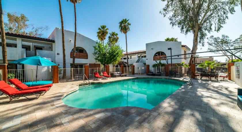 카사 그랜드 (AZ) Modern Casa Grande Paradise heated pool condo NO PETS ALLOWED 4성급 숙소 로비