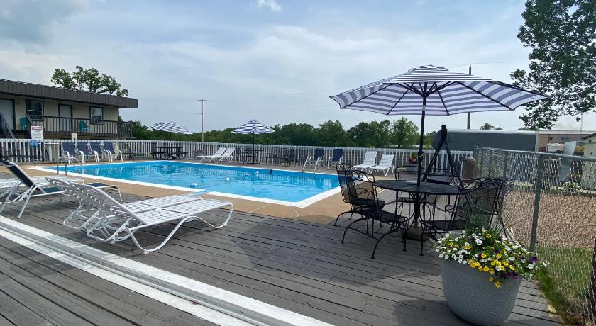 Rockwood Resort Motel photo