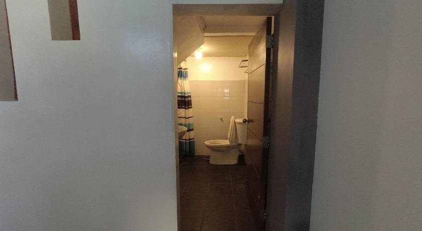 Image of Family Room 9