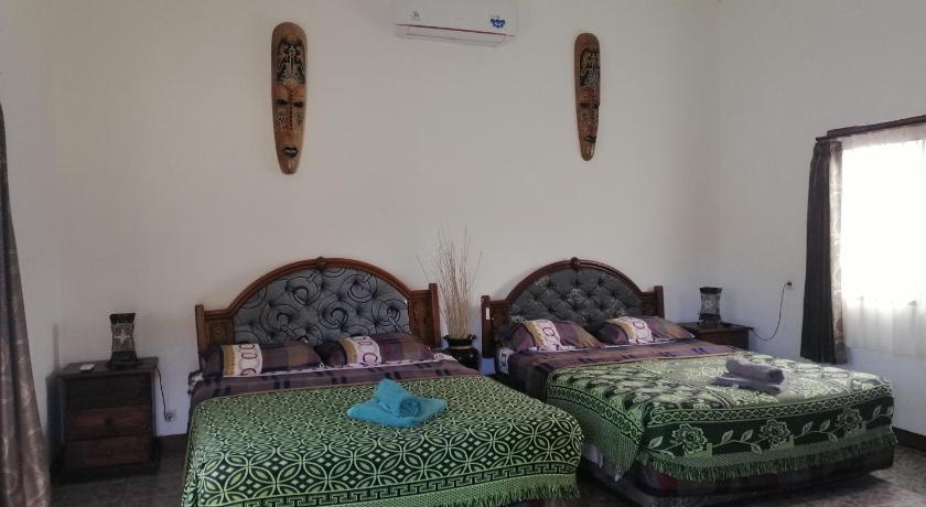 Image of Family Room 0