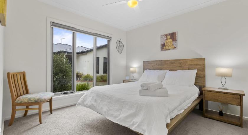 Stylish Modern Townhouse Right In The Heart Of Ballarat photo