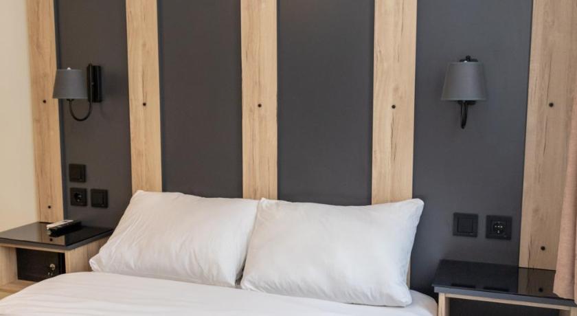 Image of Standard Double Room 13