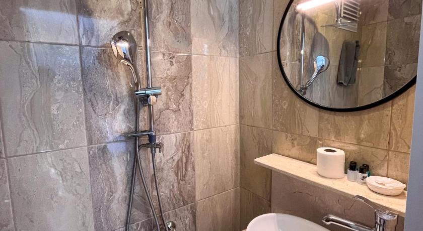 Image of Standard - Sea View 9