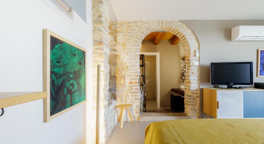 Panoramic accomodation