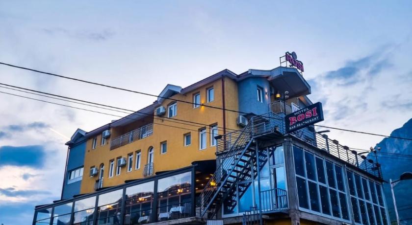 Hotel Rosi — Hotel in Gusinje