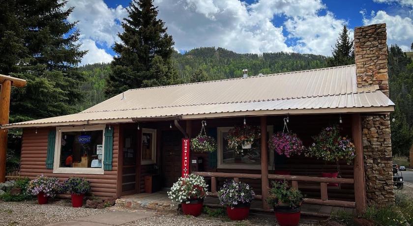 Three Bears Lodge photo