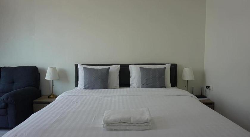 Image of Double Room with Garden View 6