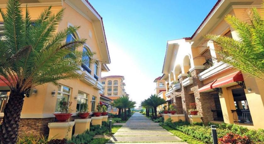 Kara's Family 2BR Condo Unit.***** photo