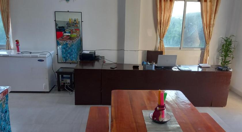 セブ Soul Travellers 4つ星 ゲストハウス レストラン