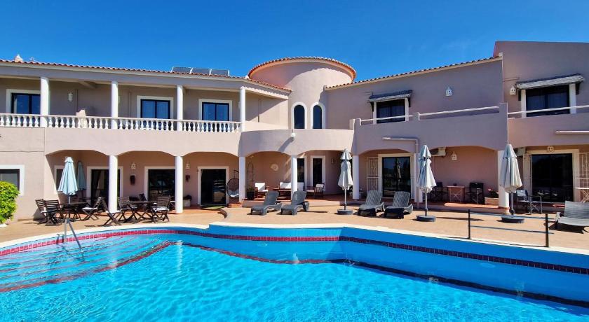 Casa Rosa Montes — Hotel in Lagos