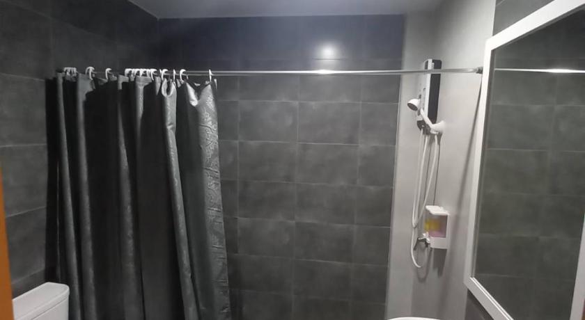 รูปของห้องมาตรฐานเตียงแฝด - ปลอดบุหรี่ (Standard Twin Room - Non Smoking) 12