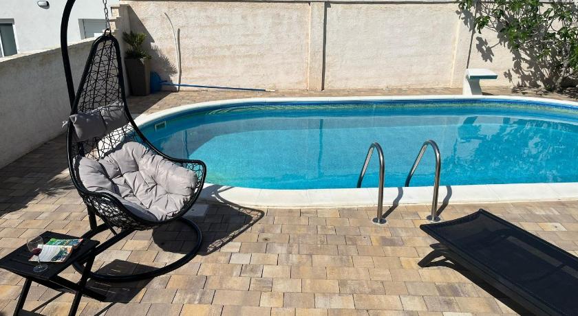 Apartman Matej with pool Povljana photo