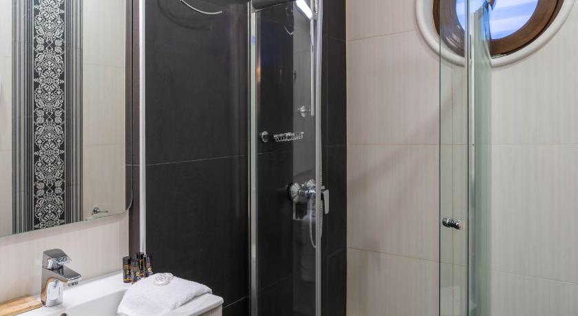 Olympus Terra Boutique Hotel photo