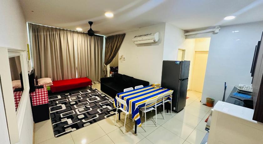 Image of Family Studio 0