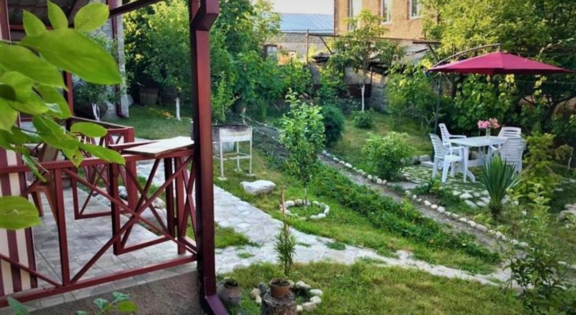GuestHouse LILIA &Wine Celler photo