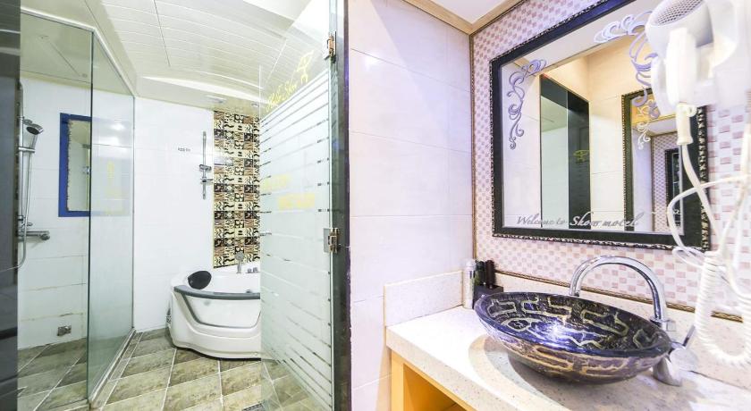 釜山 Show Hotel 2星级 酒店 泳池