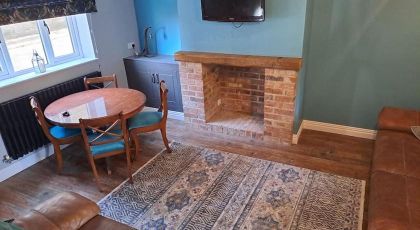 Cosy cottage near Alton Towers