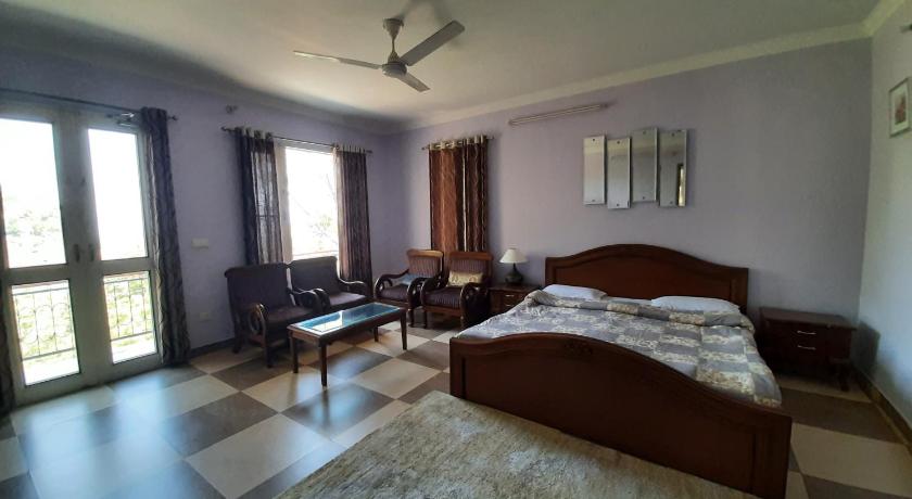 3BHK Hill View Property photo
