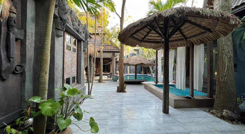 Image of Villa 9  - 4 Bedroom Pool Villa 16