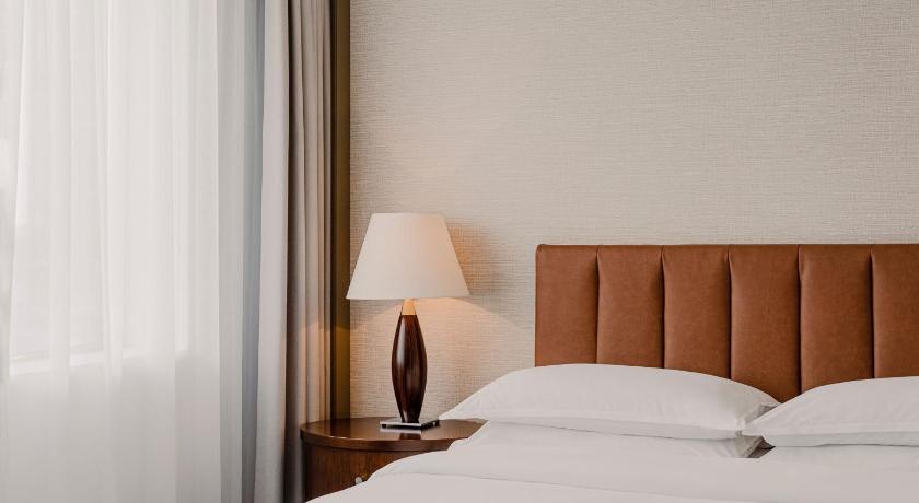 Sheraton Poznan Hotel photo