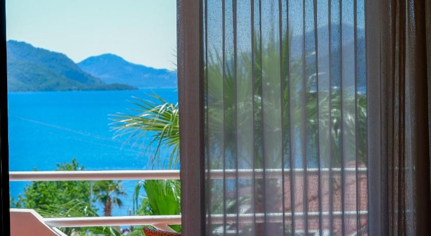 HAWAII HOTEL photo