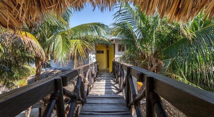 Beachfront Hotel La Palapa - Adults Only