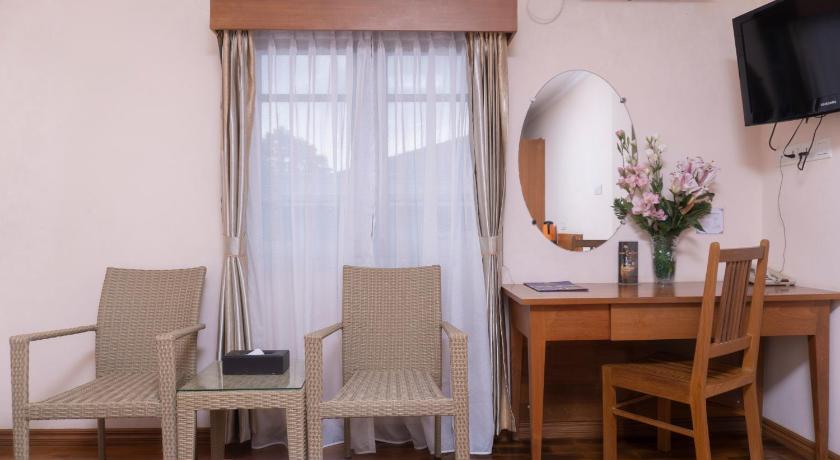 Image of Superior Room 10